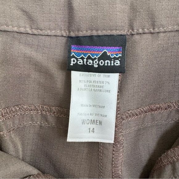 Patagonia Women’s Shorts Grey Size 14 - Picture 4 of 4